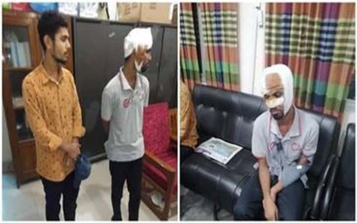 প্রক্সি দিতে এসে ধরা চিকিৎসক